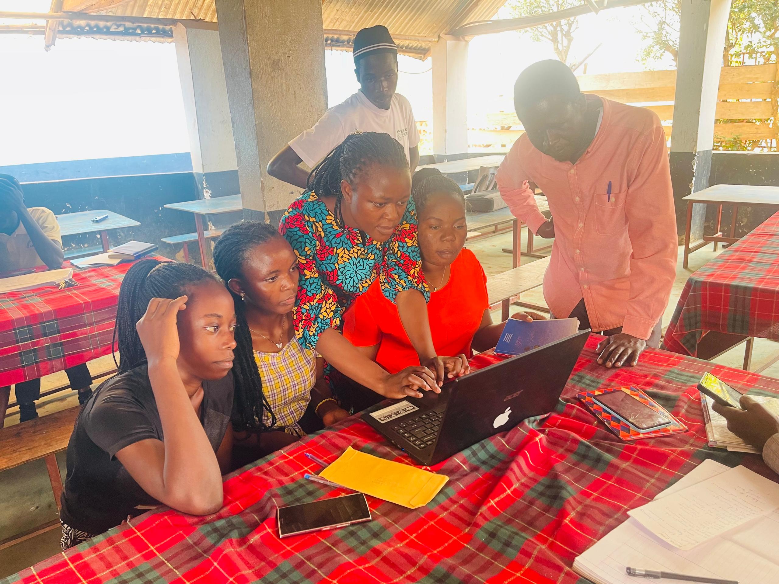 Digitalizing classrooms